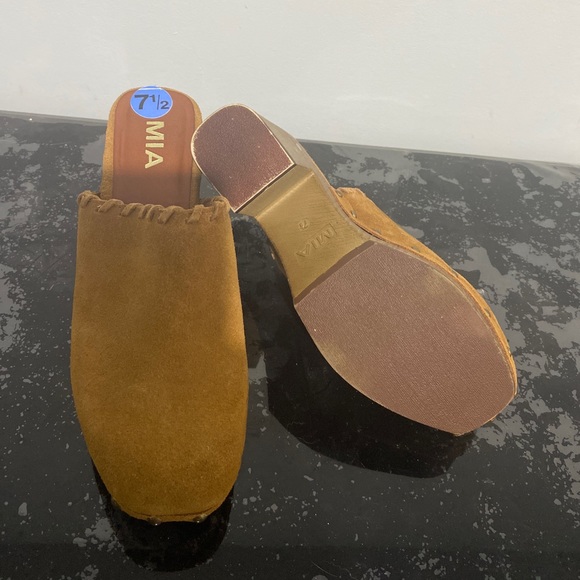 Wedges - Picture 3 of 3